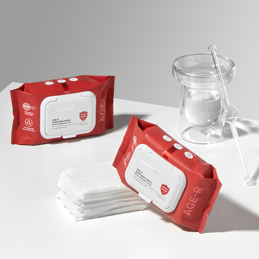 cleansing-wipes-v6 1_3_edcccbac-f889-4382-b5de-460e1895b4a1.png